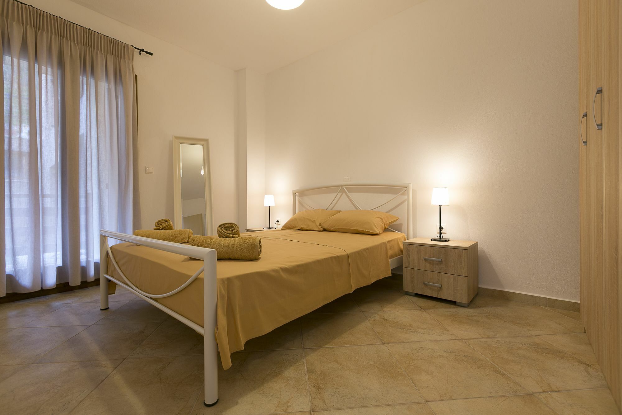 Velia Boutique Apartments Ouranoupoli Exterior photo
